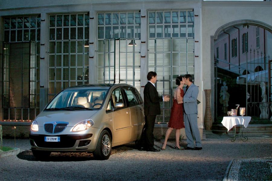  Lancia Musa (350) 2004 года  (фото 49 из 79)